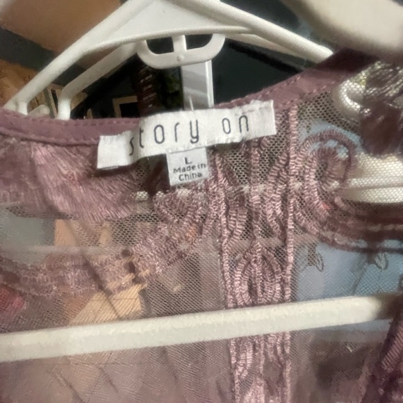 Sheer Lace Robe - Mauve - Picture 2 of 5